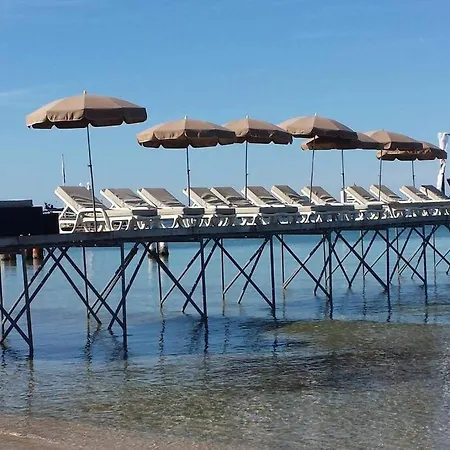 3 Pieces Centre Juan Les Pins Avec Parking Prive 아파트