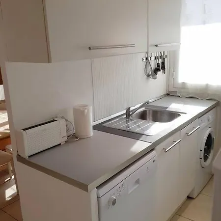 3 Pieces Centre Juan Les Pins Avec Parking Prive Apartman